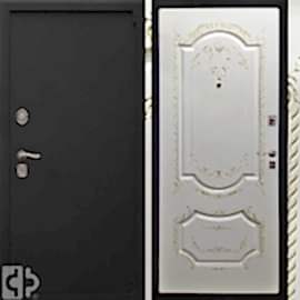 Входная дверь выполнена под заказ (панель эмаль, патина золото)