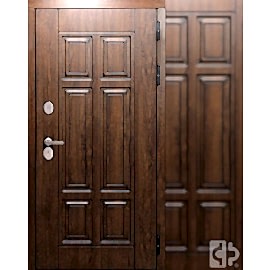 Входная дверь выполнена под заказ 